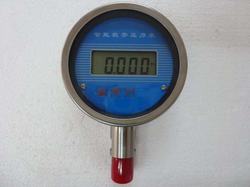 “天水軸向數顯壓力表“/