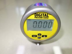 “包頭hc-y810數字電接點壓力表“/